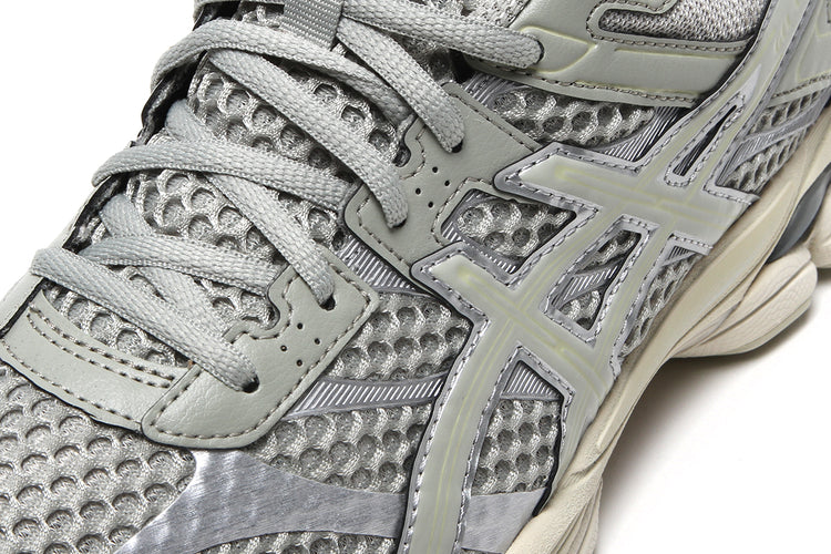 Asics - Gel-Cumulus 16
Style # 1203A733.300
Color : Dried Leaf Green