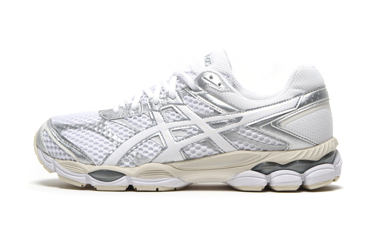 Asics - Gel-Cumulus 16
Style # 1203A733.102
Color : White