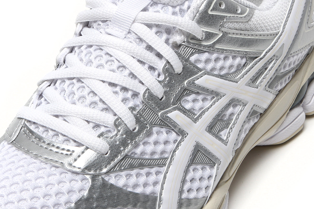 Asics - Gel-Cumulus 16
Style # 1203A733.102
Color : White