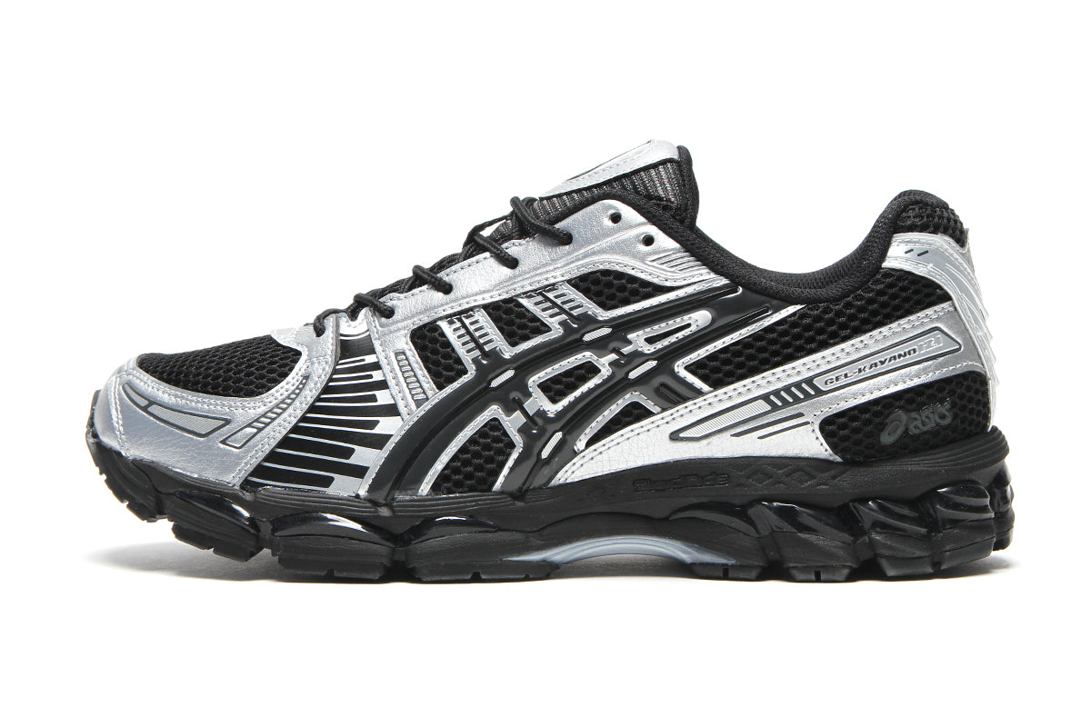 Asics - Gel-Kayano 12.1
Style # 1203A759.001
Color : Black / Graphite Grey