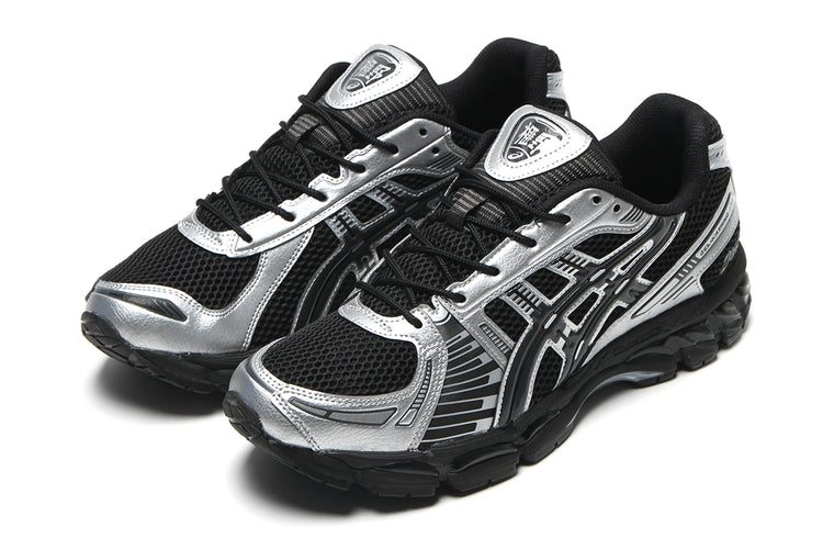 Asics - Gel-Kayano 12.1
Style # 1203A759.001
Color : Black / Graphite Grey