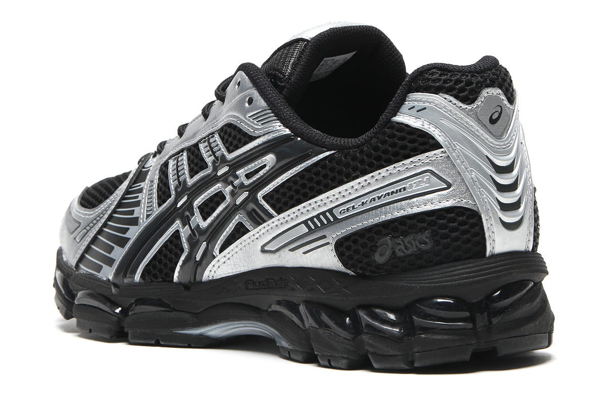 Asics - Gel-Kayano 12.1
Style # 1203A759.001
Color : Black / Graphite Grey