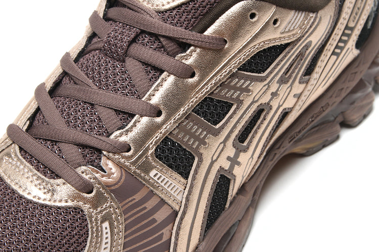 Asics - Gel-Kayano 12.1
Style # 1203B075.201
Color : Cocoa Powder / Rose Gold