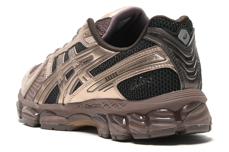 Asics - Gel-Kayano 12.1
Style # 1203B075.201
Color : Cocoa Powder / Rose Gold