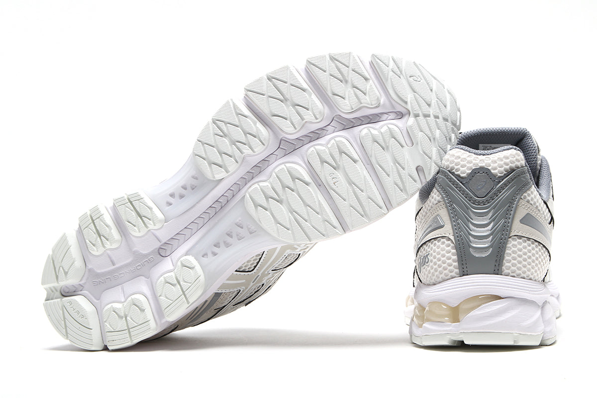 Asics - Gel-Kayano 12.1
Style # 1203A759.108
Color : Cream / Smoke Grey