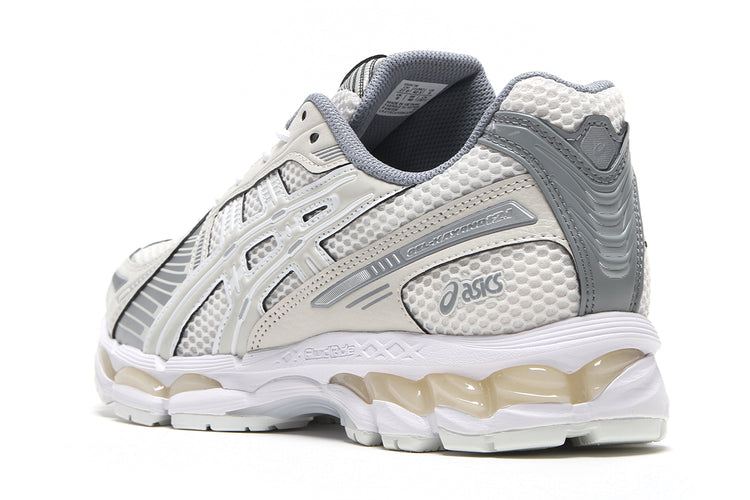 Asics - Gel-Kayano 12.1
Style # 1203A759.108
Color : Cream / Smoke Grey