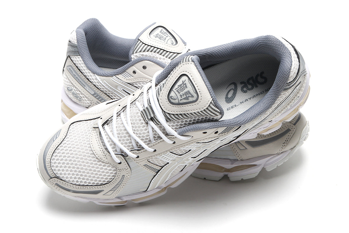 Asics - Gel-Kayano 12.1
Style # 1203A759.108
Color : Cream / Smoke Grey