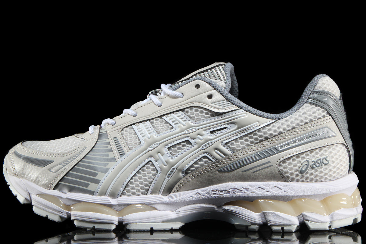 Asics - Gel-Kayano 12.1
Style # 1203A759.108
Color : Cream / Smoke Grey