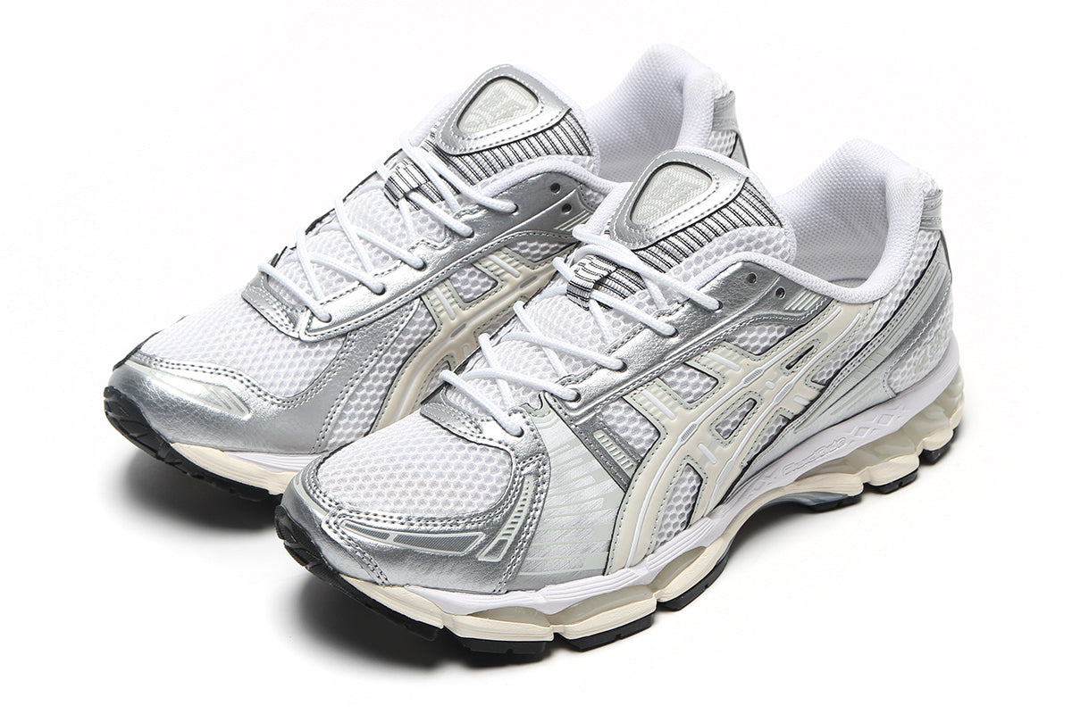 Asics - Gel-Kayano 12.1
Style # 1203A759.106
Color : White / Cream