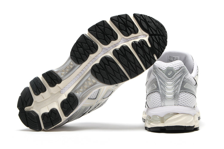 Asics - Gel-Kayano 12.1
Style # 1203A759.106
Color : White / Cream