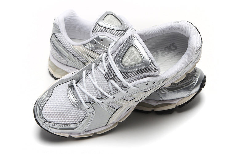 Asics - Gel-Kayano 12.1
Style # 1203A759.106
Color : White / Cream