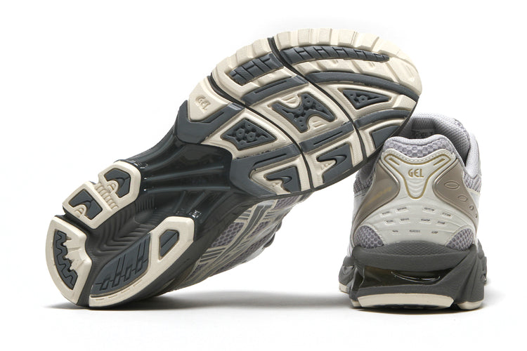 Asics - Gel-Kayano 14
Style # 1203A537.025
Color : Concrete/Pure Silver