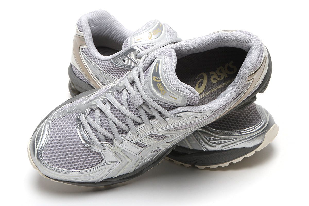 Asics - Gel-Kayano 14
Style # 1203A537.025
Color : Concrete/Pure Silver