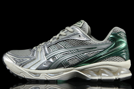 Asics - Gel-Kayano 14
Style # 1203A537.300
Color : Dried Leaf Green / Pure Silver