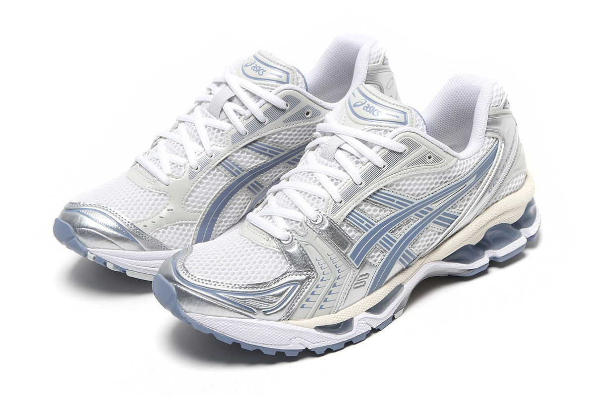 Asics - Gel-Kayano 14
Style # 1203A537.115
Color : White / Light Navy