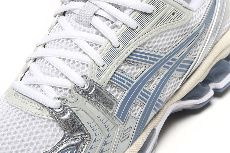 Asics - Gel-Kayano 14
Style # 1203A537.115
Color : White / Light Navy