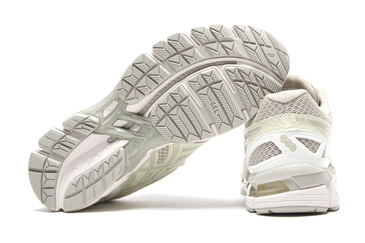 Asics - Gel-Kayano 20
Style # 1203A388.021
Color : Fossil / Cream