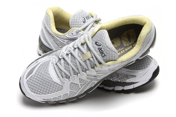 Asics - Gel-Kayano 20
Style # 1203A388.022
Color : Glacier Grey / Glacier Grey
