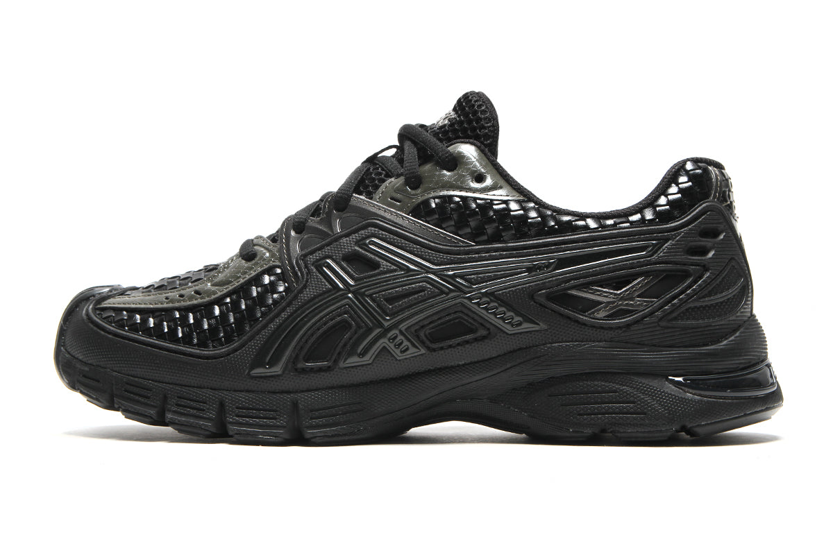 Asics - Gel-SD-Lyte x Above The Clouds
Style # 1203B090.001
Color : Black / Gunmetal