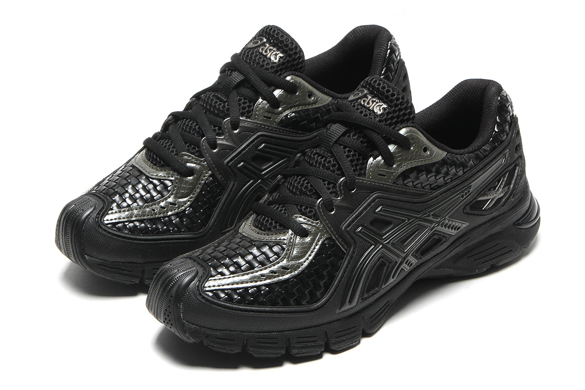 Asics - Gel-SD-Lyte x Above The Clouds
Style # 1203B090.001
Color : Black / Gunmetal