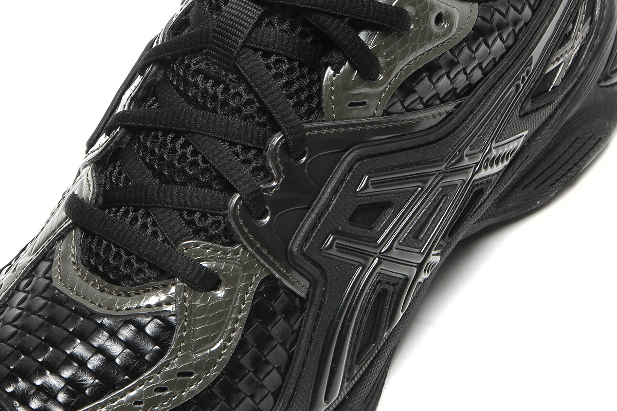 Asics - Gel-SD-Lyte x Above The Clouds
Style # 1203B090.001
Color : Black / Gunmetal
