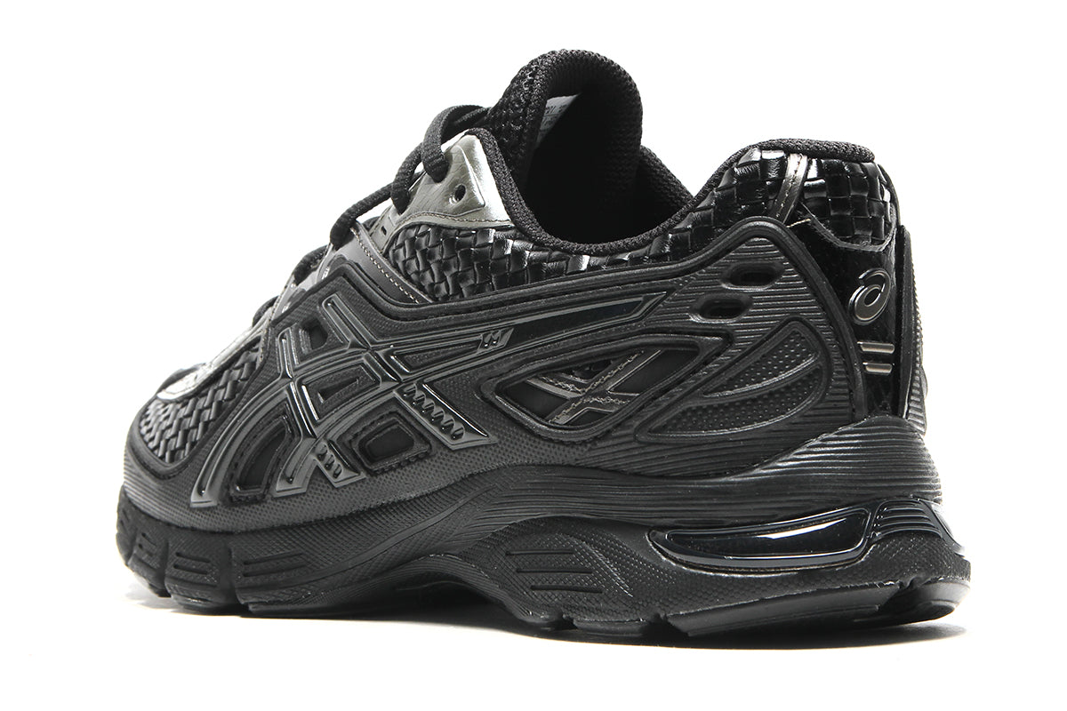 Asics - Gel-SD-Lyte x Above The Clouds
Style # 1203B090.001
Color : Black / Gunmetal