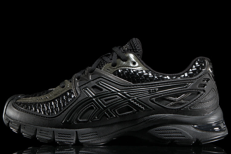 Asics - Gel-SD-Lyte x Above The Clouds
Style # 1203B090.001
Color : Black / Gunmetal