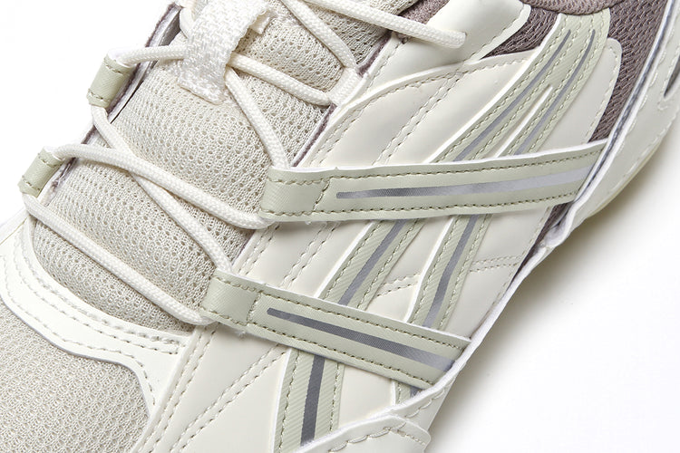 Asics - Hypersync
Style # 1203A879.250
Color : Oyster White / Ivory