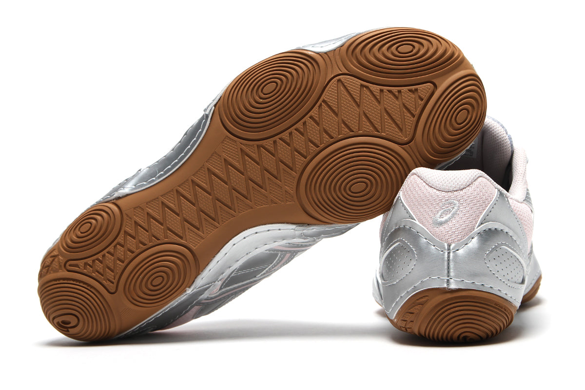 Asics - Hypersync
Style # 1203A879.024
Color : Piedmont Grey / Pink Cloud