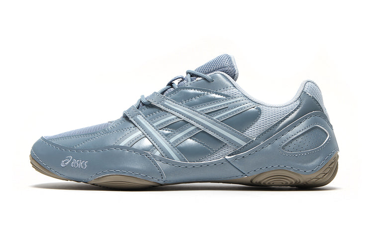 Asics - Hypersync
Style # 1203A879.400
Color : Slate Blue / Storm Cloud