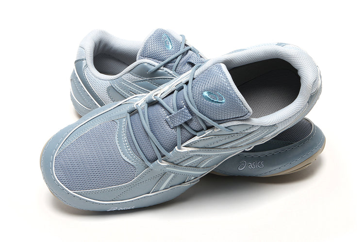 Asics - Hypersync
Style # 1203A879.400
Color : Slate Blue / Storm Cloud