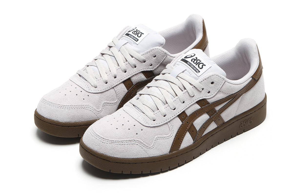 Asics Skateboarding - Japan Pro
Style # 1201A920.021
Color : Cloud Grey / Brown Storm