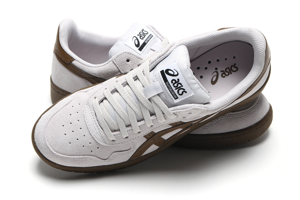 Asics Skateboarding - Japan Pro
Style # 1201A920.021
Color : Cloud Grey / Brown Storm