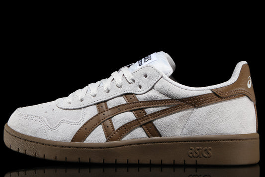 Asics Skateboarding - Japan Pro
Style # 1201A920.021
Color : Cloud Grey / Brown Storm