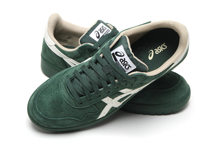 Asics Skateboarding - Japan Pro
Style # 1201A920.300
Color : Forest Cream / Cream