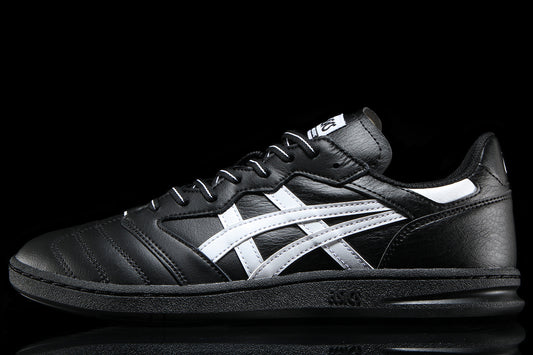 Asics Skateboarding - Leggerezza FB
Style # 1201B045.003
Color : Black / Bright White