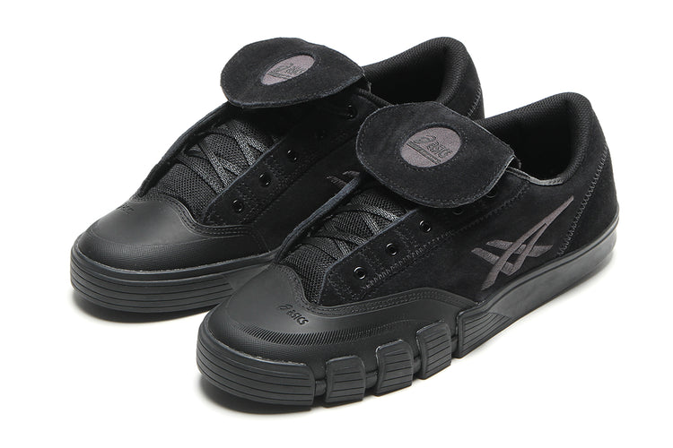 Asics Skateboarding - Gel-Flexkee Pro
Style # 1201A979.003
Color : Black / Graphite Grey