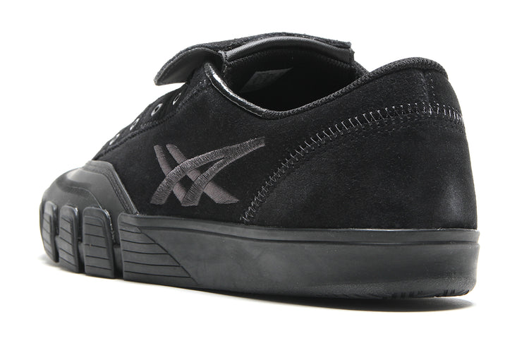 Asics Skateboarding - Gel-Flexkee Pro
Style # 1201A979.003
Color : Black / Graphite Grey