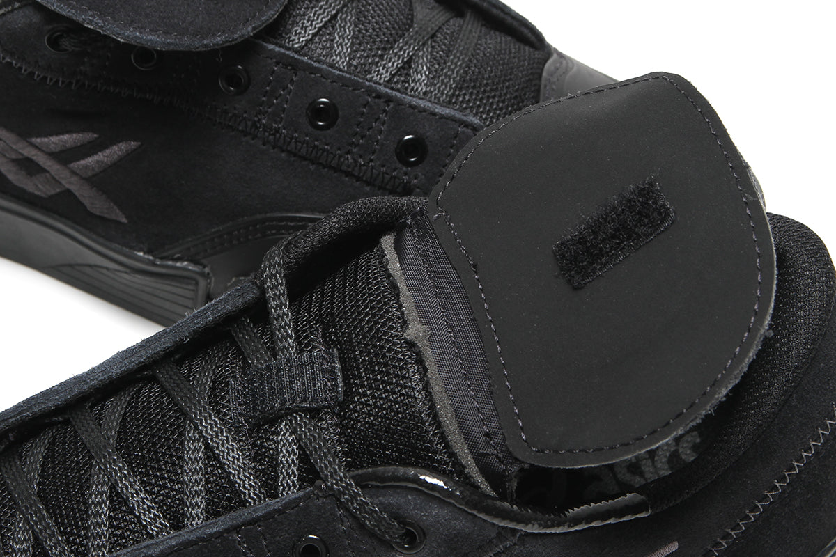 Asics Skateboarding - Gel-Flexkee Pro
Style # 1201A979.003
Color : Black / Graphite Grey