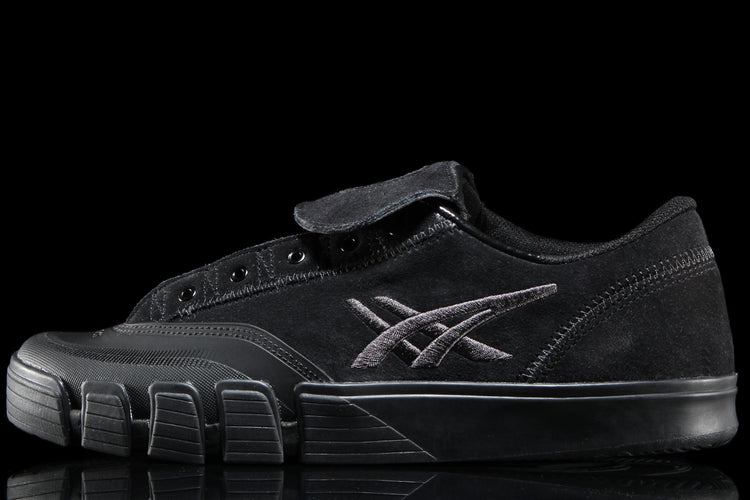 Asics Skateboarding - Gel-Flexkee Pro
Style # 1201A979.003
Color : Black / Graphite Grey