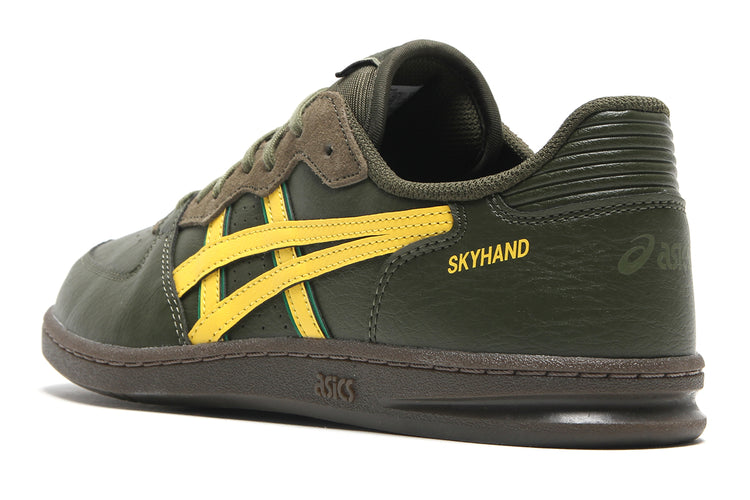 Asics - Skyhand OG
Style # 1203A451.301
Color : Olive Canvas / Tai Chi Yellow