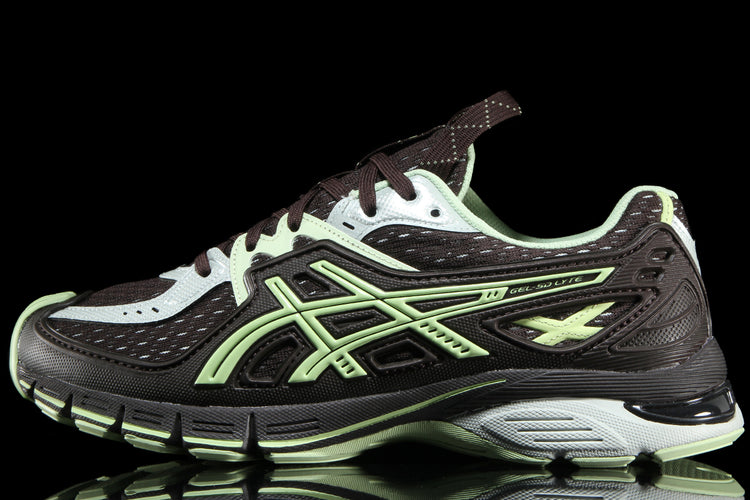 Asics - UB12-S Gel-SD-Lyte
Style # 1203A655.300
Color : Lichen Rock / Black Coffee