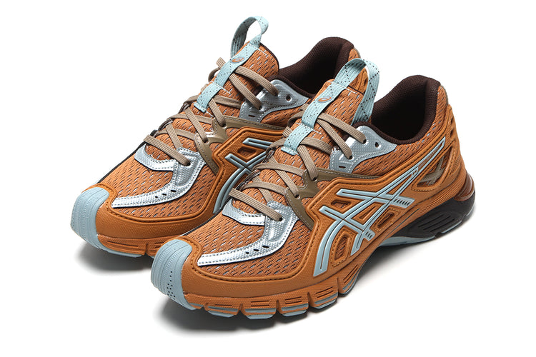 Asics - UB12-S Gel-SD-Lyte
Style # 1203A655.400
Color : Dolphin Grey / Rust Orange