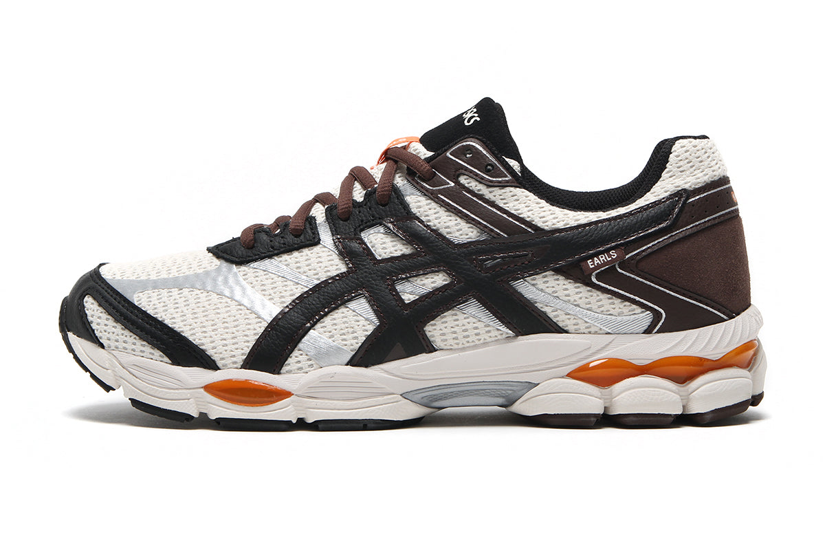 Asics - Gel-Cumulus 16 x Earls
Style # 1203B053.200
Color : Coconut Milk / Black