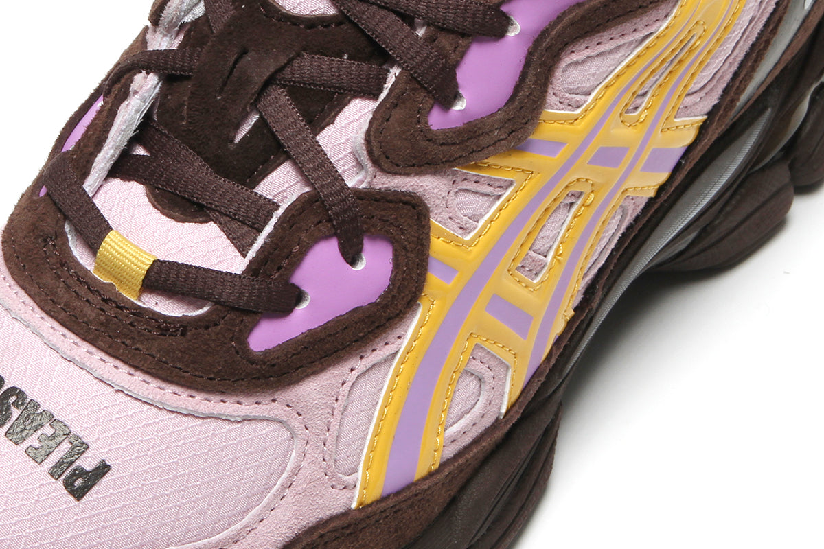 Asics | Gel-NYC x Pleasures
Style # 1203A622.700
Color : Rose / Lavender