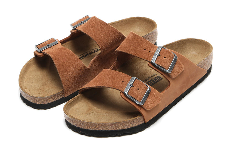 Birkenstock - Arizona
Style # 1029179
Color : Cognac