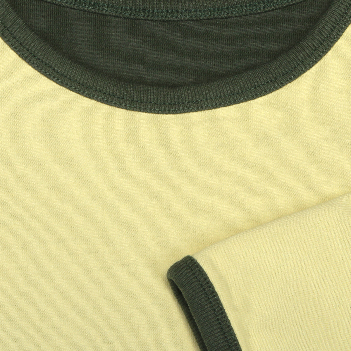 Brain Dead - Reversible T-Shirt
Color : Forest