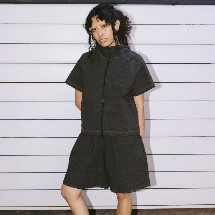 Brain Dead - Women's Gingham Hooded Top
Color : Black