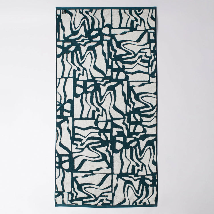 by Parra - Broken FTP Bath Towel Set
Color : Teal Green