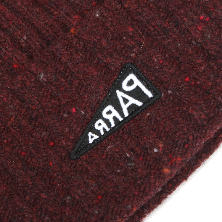 by Parra - Reversed Flag Beanie
Color : Dark Burgundy